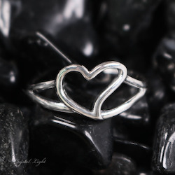 China, glassware and earthenware wholesaling: Heart Ring