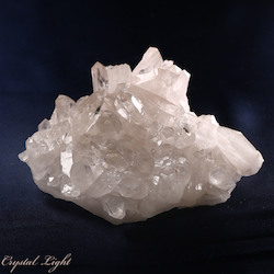China, glassware and earthenware wholesaling: A-Grade Quartz Cluster