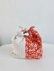 Japanese Style Mini Obento Bag (floral/white)