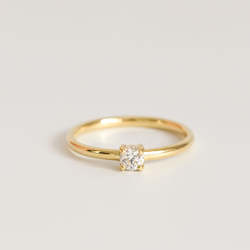 Gold smithing: Diamond Solitaire in 18ct Yellow Gold