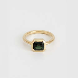Gold smithing: Green Sapphire Bezel Set Solitaire Ring