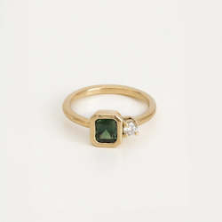 Gold smithing: Green Sapphire & Claw Set Diamond Mismatch Ring