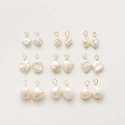 Gold smithing: Baroque Pearl Charms