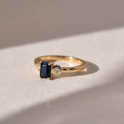Gold smithing: Rectangular Blue Sapphire with Round Diamonds in 18ct Yellow Gold